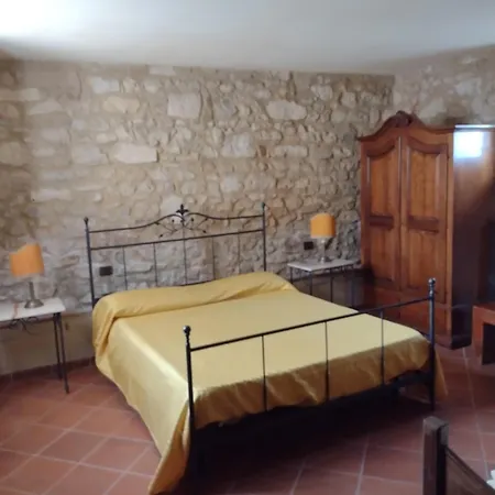 Le Pergoline Bed and breakfast