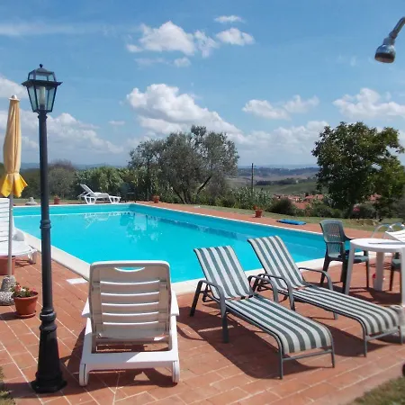 Le Pergoline Bed & Breakfast *